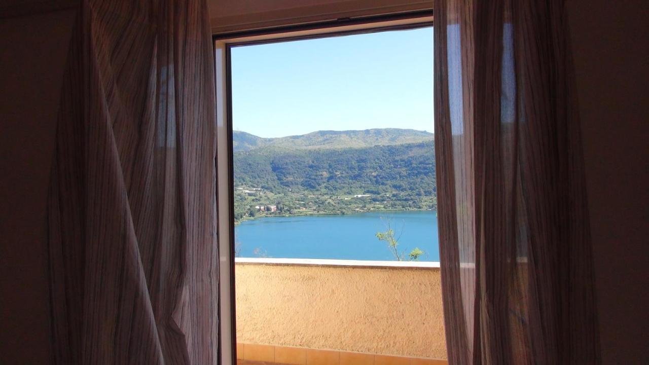 Appartamento Vista Lago Genzano di Roma Exterior photo